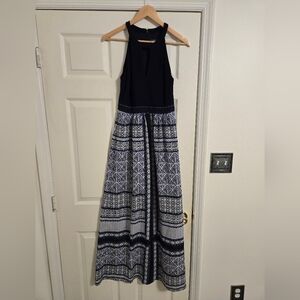 Vince Camuto blue and white maxi Sleeveless dress  size 6